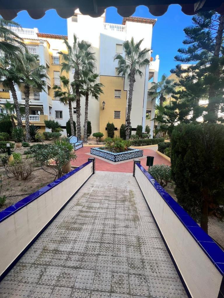 Apartamento Aldea Del Mar Torrevieja Eksteriør bilde